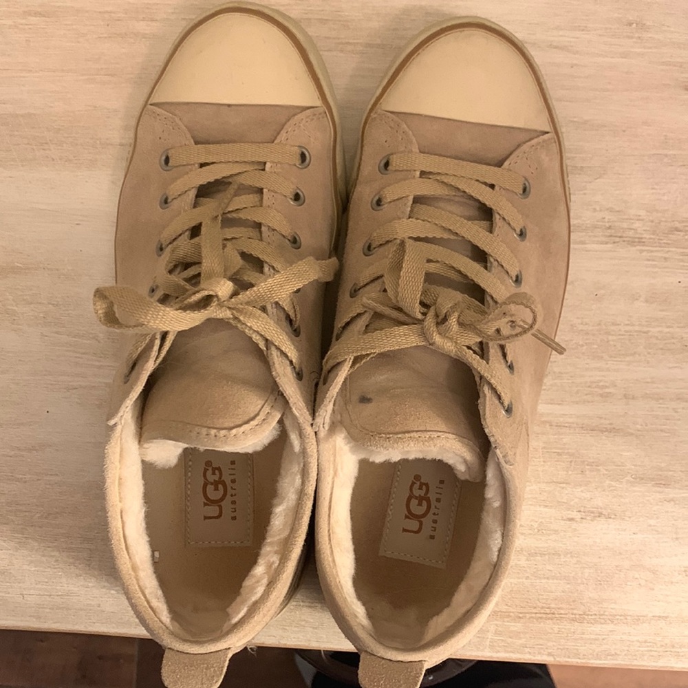 UGG Converse
